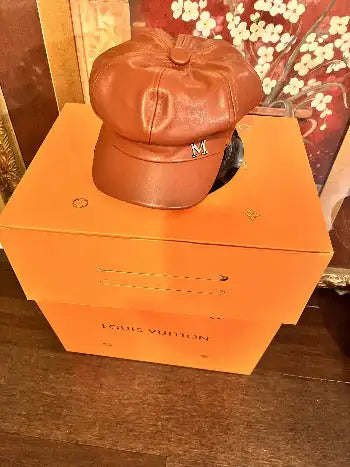 Boina Vintage Feminina com M